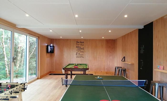 Lapwing Lodge has a dedicated games room, with a variety of games to suit all the family.  The games room is adjacent to the lodge and has french door